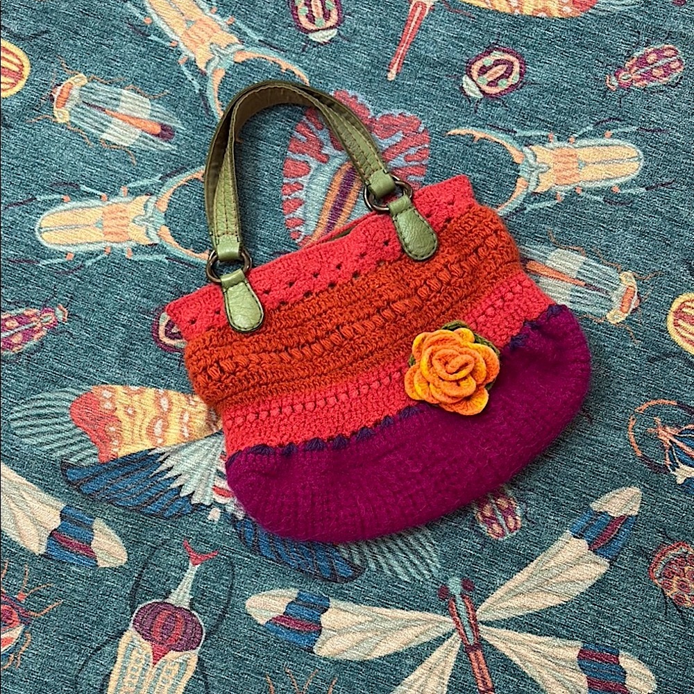 Vintage Lucky Brand crochet felted Red Purple boho sweater Bag w leather straps - Picture 1 of 8